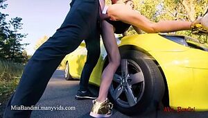 Public sex on car with fitness amateur couple. Mia Bandini